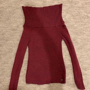 Off the shoulder hollister sweater